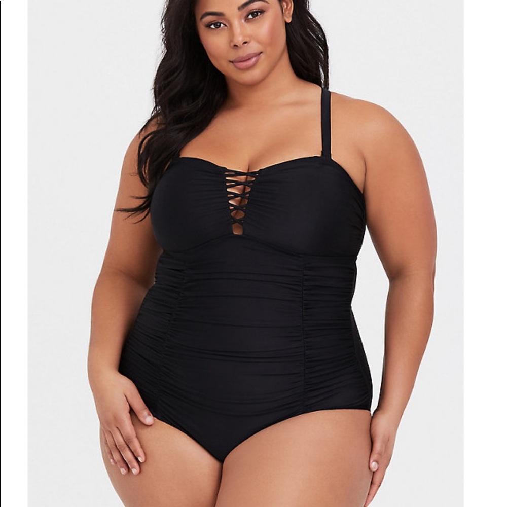 Black torrid swim suit size 3